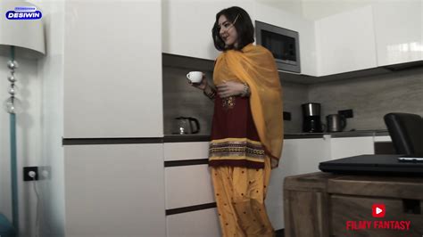 Desi Housewife Cheating With White Neighbour Filmyfantasy Bollywood Porn