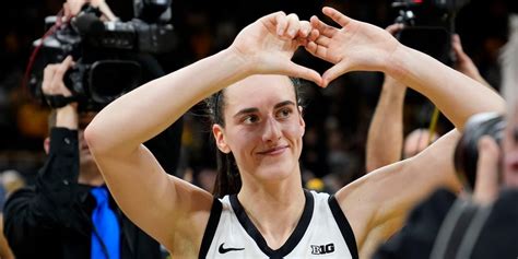 Caitlin Clark Breaks All Time Scoring Record For Ncaa Womens Basketball