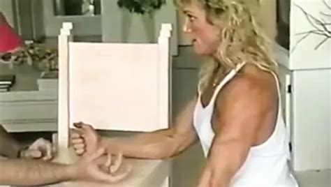 Hardbody Granny Flexing FBB Mature Porn XHamster