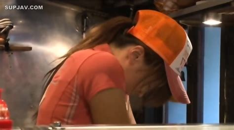 Horny Cafe Lady Gives Full Customer Service UNC Fxxk 3N3H0D0T1