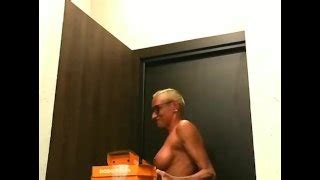 Free Nakedpizzadelivery Porn Videos From Thumbzilla