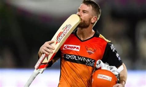 IPL 2020 SRH Vs DC David Warner Joins Virat Kohli MS Dhoni In Elite