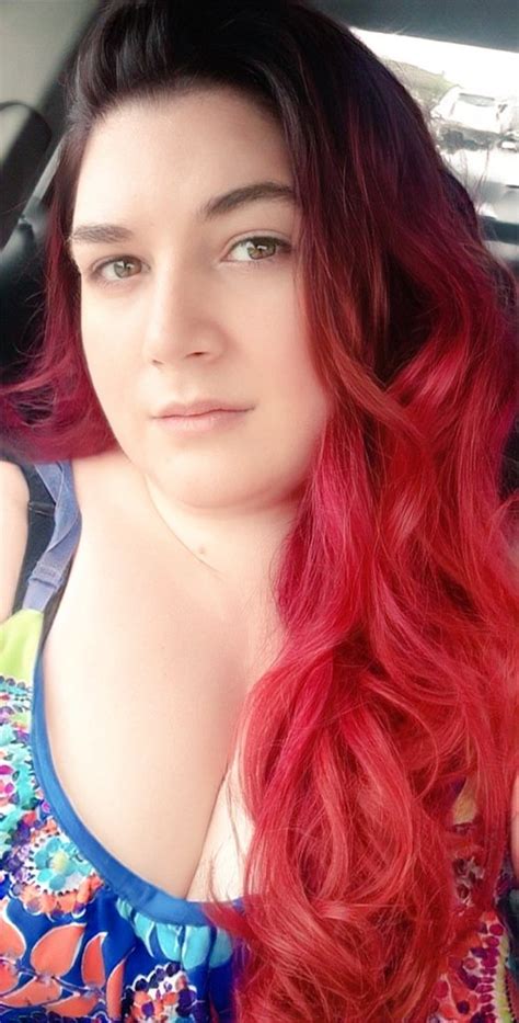 Mia Nix's Instagram, Twitter & Facebook on IDCrawl