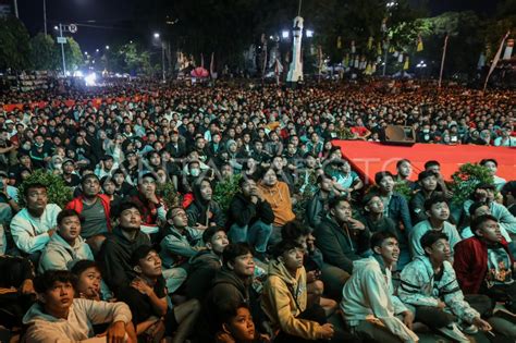 Nobar Timnas Indonesia Melawan Argentina Di Solo ANTARA Foto