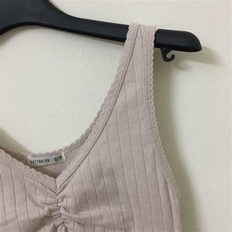 V Neck Singlet NAKED PINK Women S Fashion Tops Sleeveless On Carousell