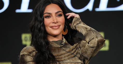 A Naked Bikini A Ny R Legmegoszt Bb F Rd Ruhatrendje A H Res N K M R Viselik Instyle