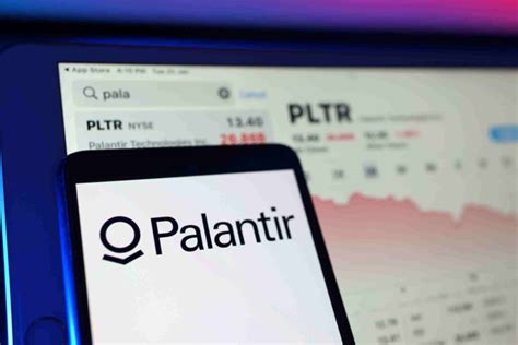 Why Palantir stock price is crashing