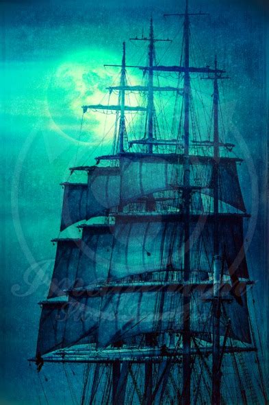 Pirate ship sails set and the Moon – Imagerion