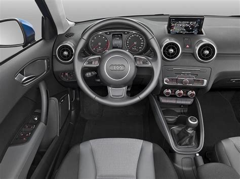 Audi A1 Sportback 14 Tdi Ensaio Automais