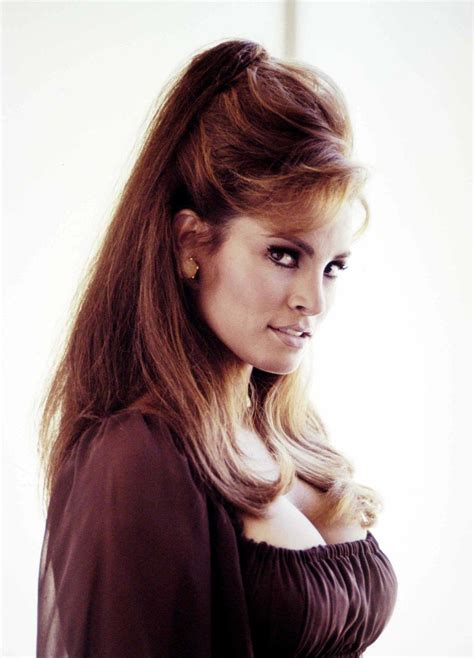 Raquel Welch, 1960s? : r/NostalgiaFapping