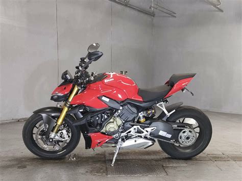 Купить б у Ducati Streetfighter V4 инжектор в Москве красный naked bike 2021 года на Авто ру ID