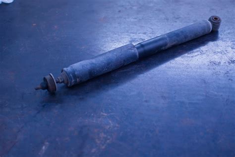 Gas Vs Air Shocks Whats The Difference