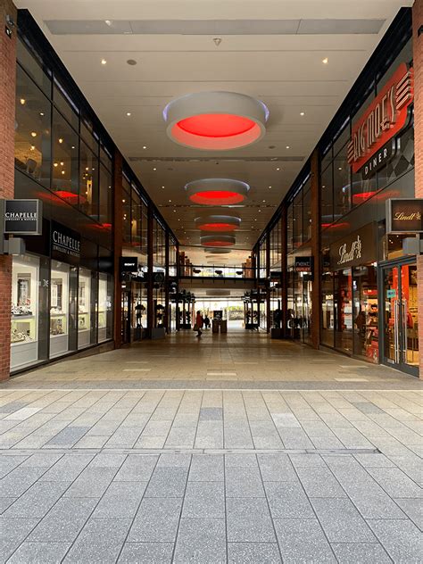 London Designer Outlet | Destination Wembley Venues