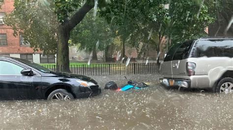 Videos Lluvias Torrenciales Inundan Las Calles De Nueva York La