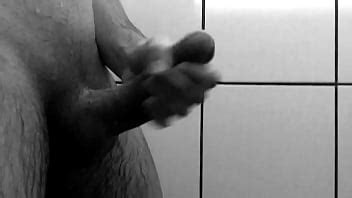cumming en el baño XVIDEOS
