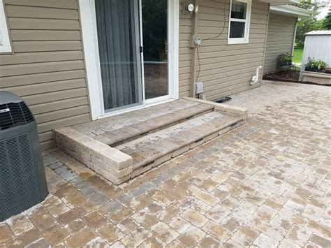 Custom Patio Pavers Beloit Janesville Rockton Herstad Landscaping 608 921 5349