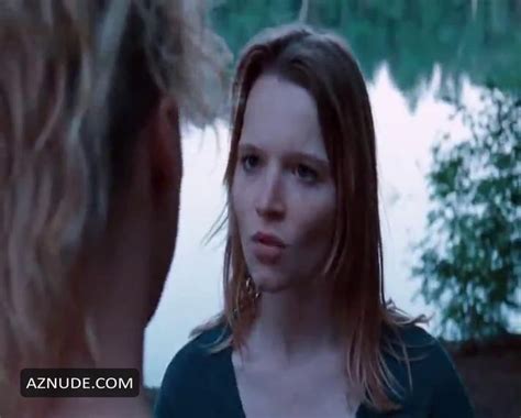 DAS WUNDER VON BERLIN NUDE SCENES AZNude