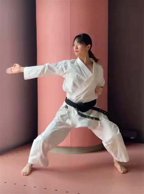 Pin On Girls And Martial Arts Martial Arts Women Women Karate