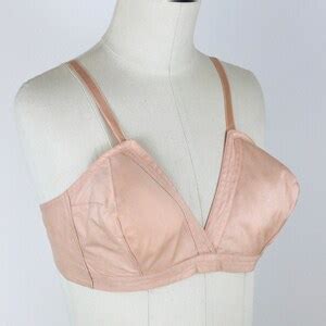 1940s Vintage Pink Cotton Bra Creazioni Margy 1950s Nude Brassiere