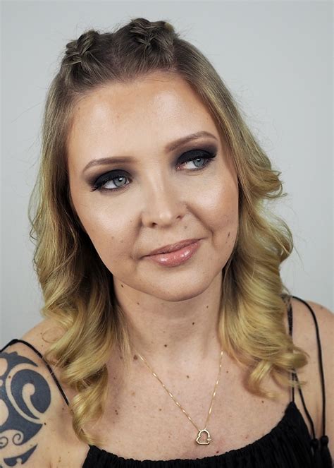 ERIKA X MIIA NUDE Lily