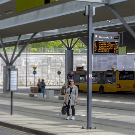 Where to find the real time tuggeranong interchange arrivals 5