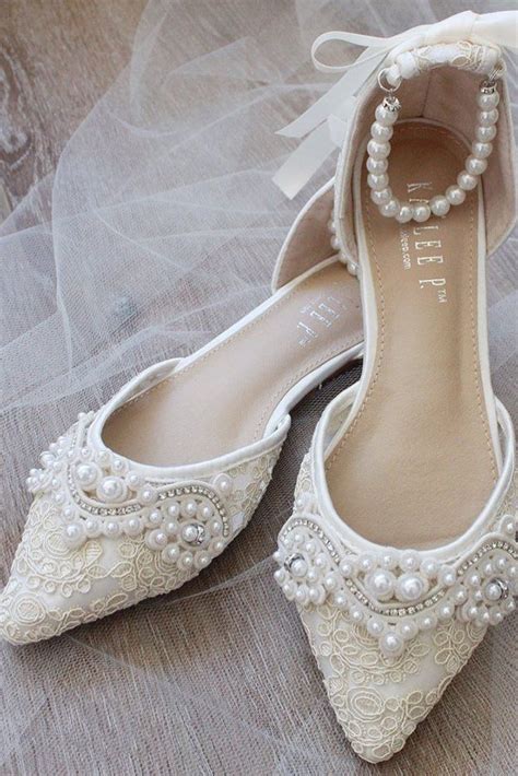 Wedding Flats For Comfortable Wedding Party Wedding Forward