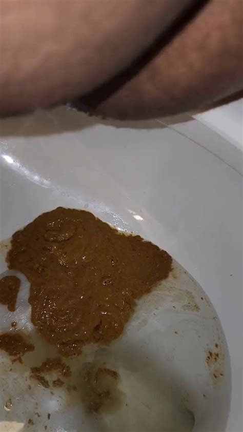 Hot Diarrhea Splatter ThisVid
