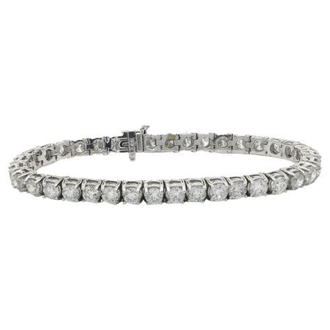 14 Karat White Gold Diamond Tennis Bracelet For Sale At 1stdibs