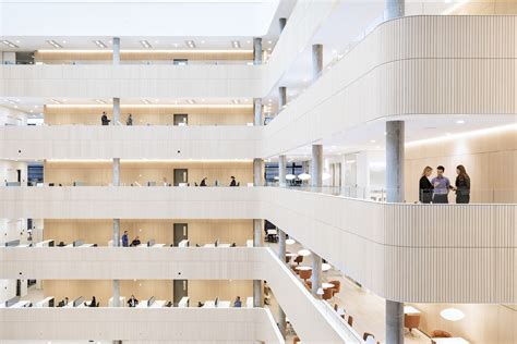 Inside Maersk Group’s Modern Copenhagen Office - Officelovin'