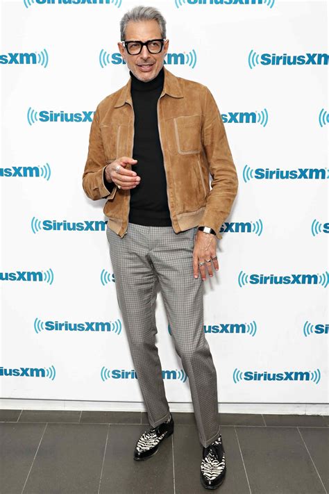 10 Men's Outfit Ideas for New Year's Eve to Make a Stylish Entrance