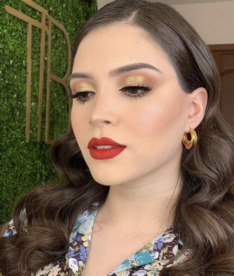 Pin by 𝙰𝙲 on Makeup Products Glam makeup Beautiful makeup Nude makeup