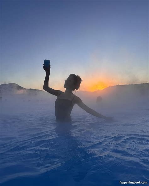 HeeJin Heejin Theworld Nude OnlyFans Leaks Fappening FappeningBook