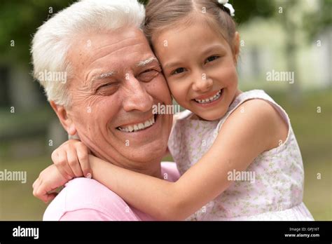 Grandpas petite fille Banque de photographies et dimages à haute