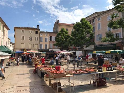 Les marchés de Montélimar Ville de Montélimar