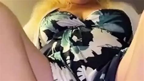 Goddess Rhonda Gives Hot Footjob American Porn XHamster