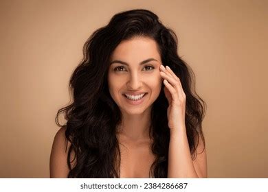 Hundred Naked Middle Eastern Women Royalty Free Images Stock Photos Pictures Shutterstock