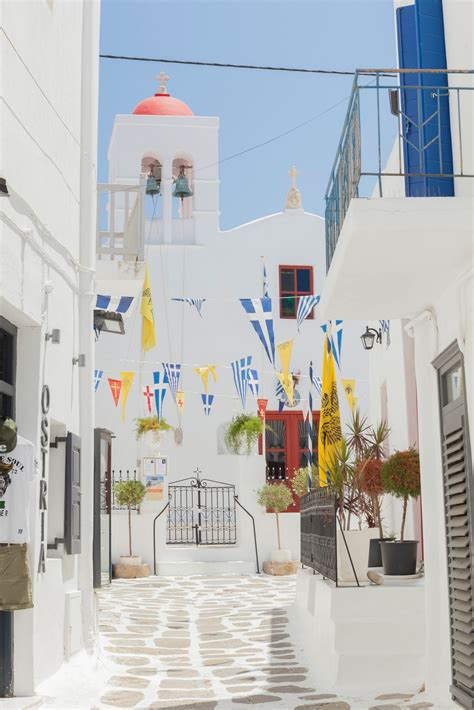 Mykonos History – From a powerful marine force to a modern-day party