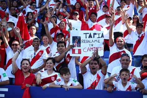 Perú ganó 1 0 a Nueva Zelanda con gol de Gianluca Lapadula en el RCDE