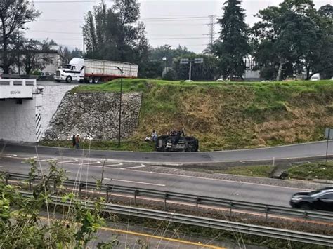 Vuelca Camioneta En La Autopista Puebla C Rdoba