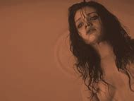 Look Away nude pics página 1