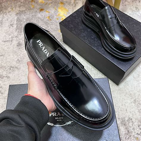 Giày Prada Nam Fake 11 Da Trơn Màu đen Giá ưu đãi Nhất