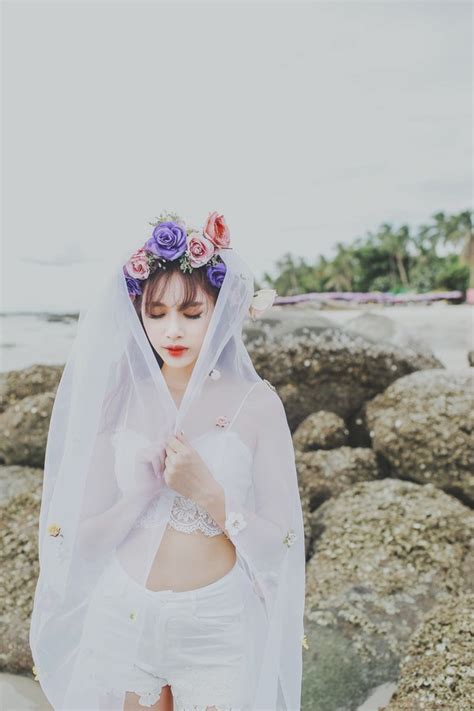 Chùm ảnh Những cô dâu hot girl xinh đẹp nhất khi theo chàng về dinh