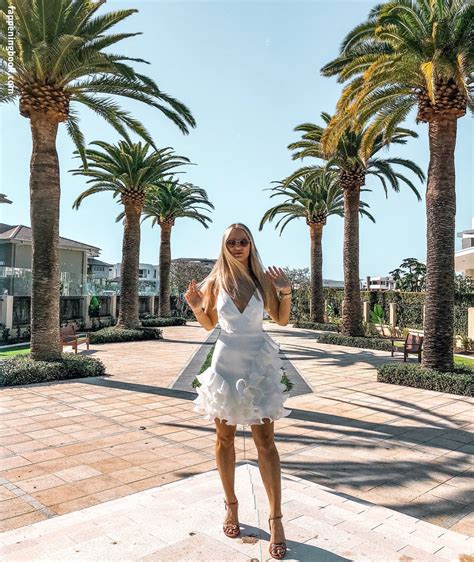 Amelia Jane Nude OnlyFans Leaks Fappening FappeningBook