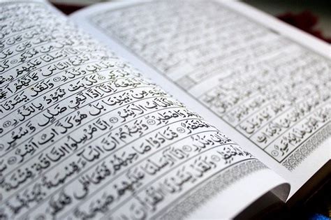 Fungsi Al Quran Sebagai Kitab Suci Umat Islam Kumparan