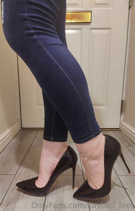 Kayties Feet Nude OnlyFans Leaks Fappening FappeningBook