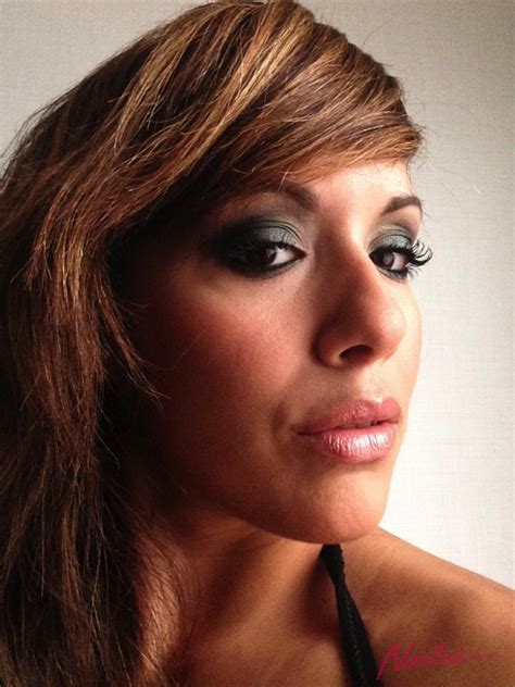 Maquillaje Para Las Fiestas Ahumado Verde Con Labios Nude My Moleskine By Nailee