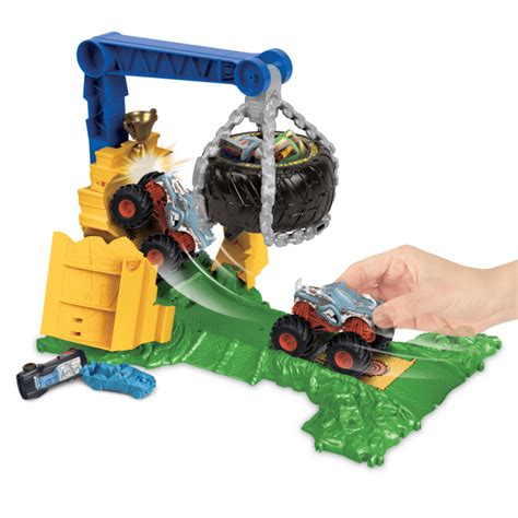 Hot Wheels Monster Trucks Pista De Arena De Demoli O Htp Mattel Real Brinquedos