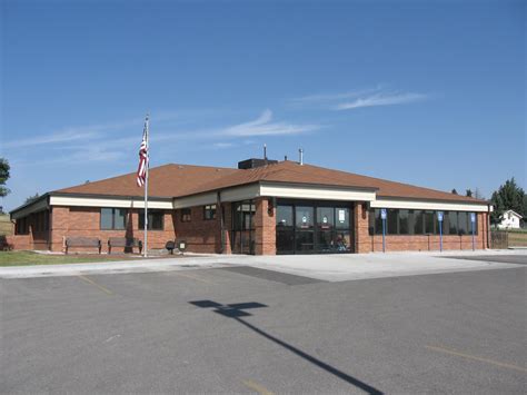 Parents at natrona county high school protest the dress code 21