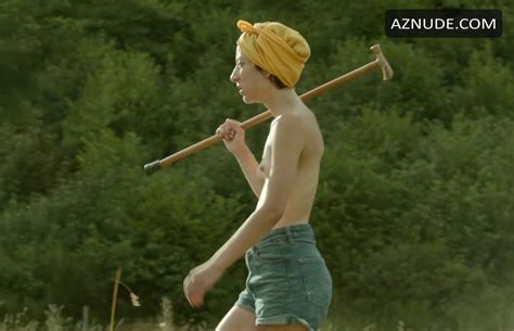 Cet Ete Nude Scenes Aznude