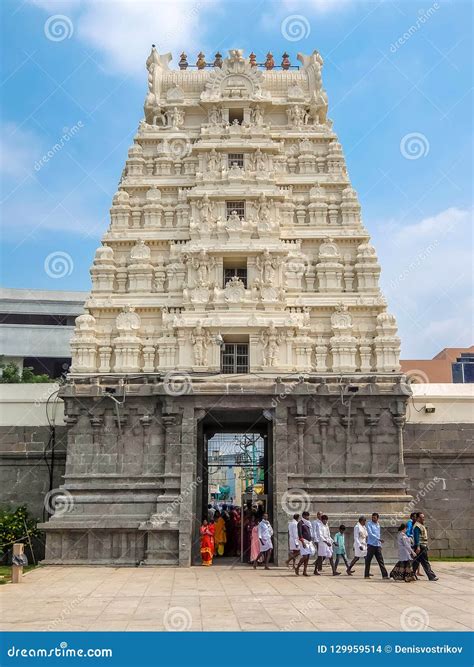 Devotees Visit Kamakshi Amman Temple In Kanchipuram Editorial Stock